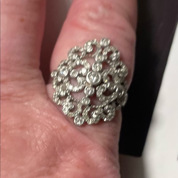 Diamond Cluster Ring - Picture 2 of 8